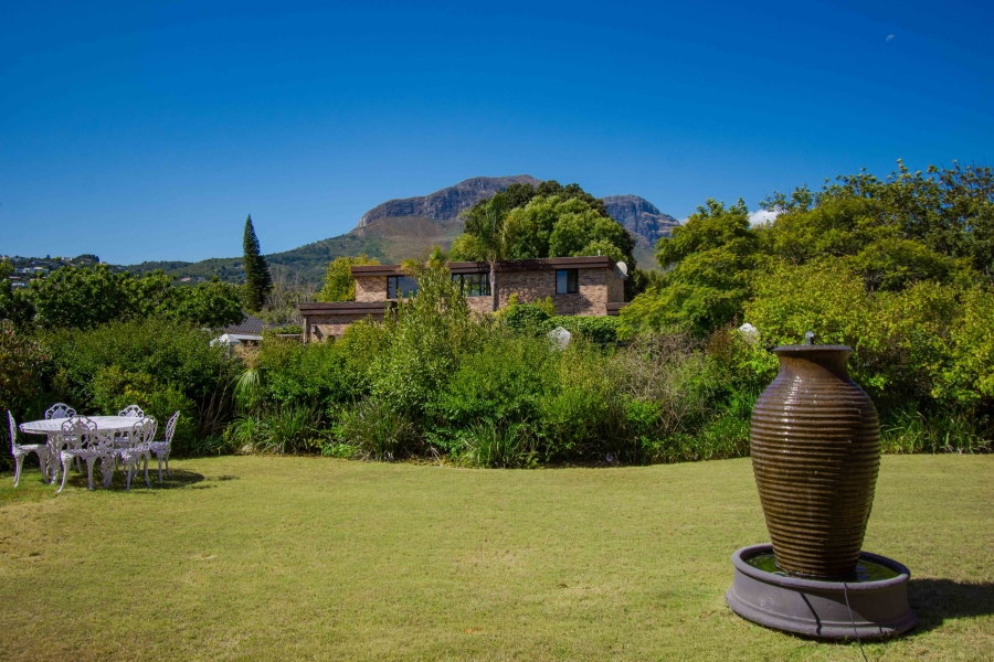 4 Bedroom Property for Sale in Parel Vallei Western Cape